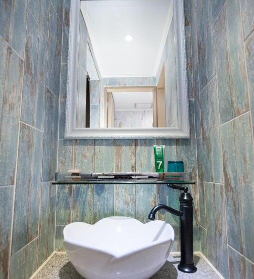 Кровать в Общей Комнате, Bangdigareum B&b