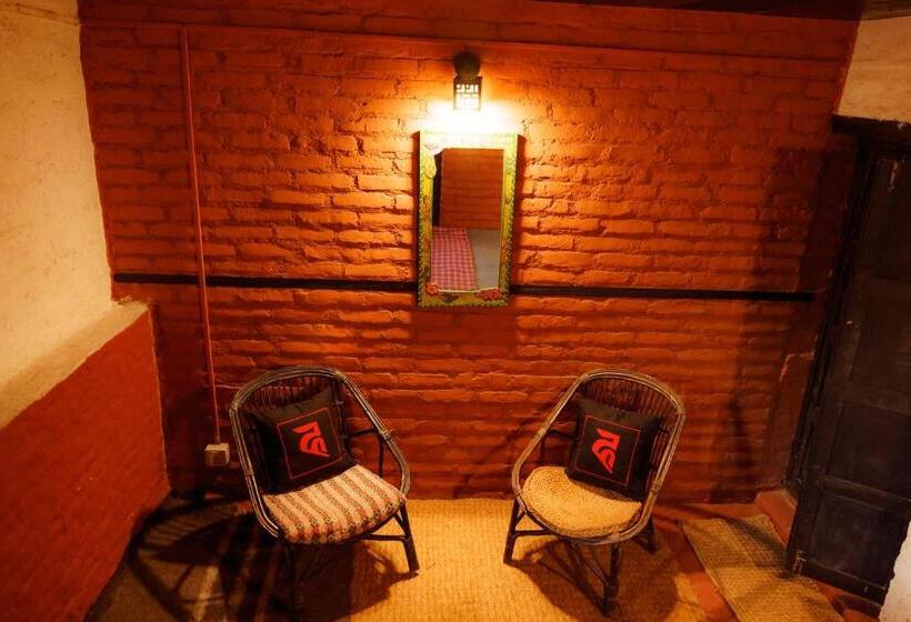 اتاق لوکس, Hira Guest House