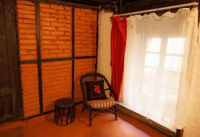 اتاق لوکس, Hira Guest House