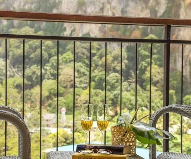 带观景的豪华间, Sea Seeker Krabi Resort Sha Extra Plus