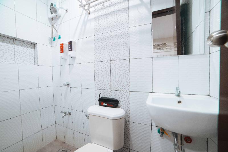 חדר סטנדרט, Reddoorz At Traveler S Inn Bajada Davao