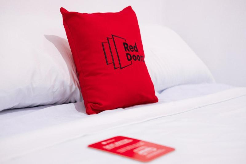Номер Стандарт, Reddoorz At Traveler S Inn Bajada Davao