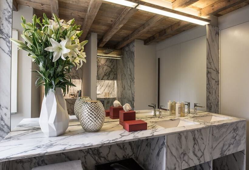 Quarto superior, Dare Lisbon House