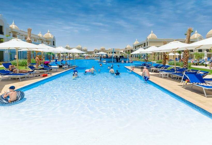 اتاق استاندارد, Titanic Royal Families And Couples Only