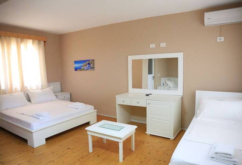 اتاق استاندارد چهار تخته, Drymades Bungalows Adults Only