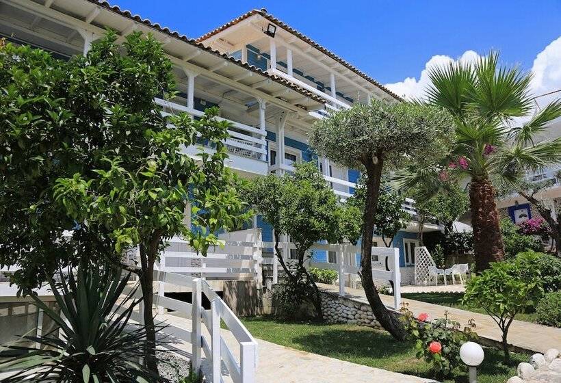 اتاق استاندارد چهار تخته, Drymades Bungalows Adults Only