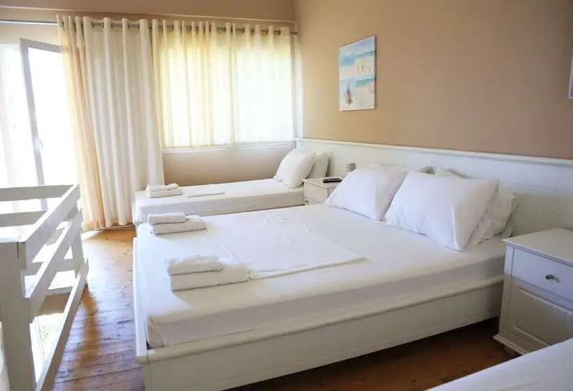 اتاق استاندارد چهار تخته, Drymades Bungalows Adults Only