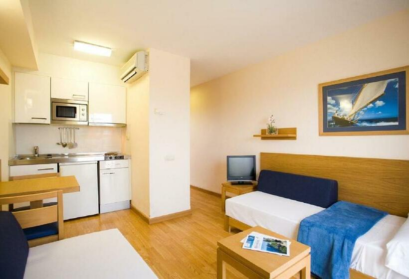 استودیوی استاندارد, Bluesea Club Martha S