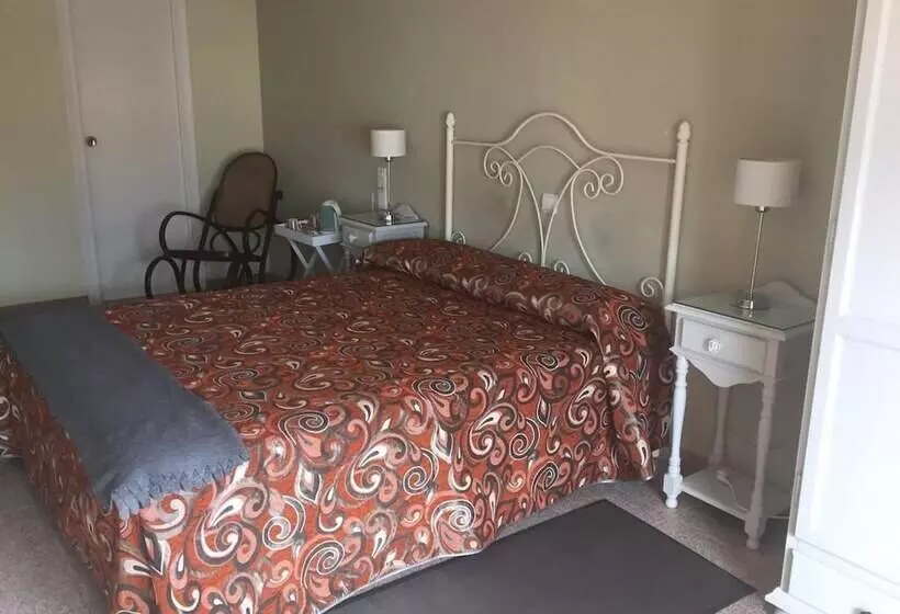 Standard Single Room, Hostal Comercio