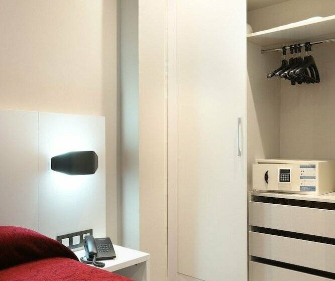 غرفة قياسية, Alameda