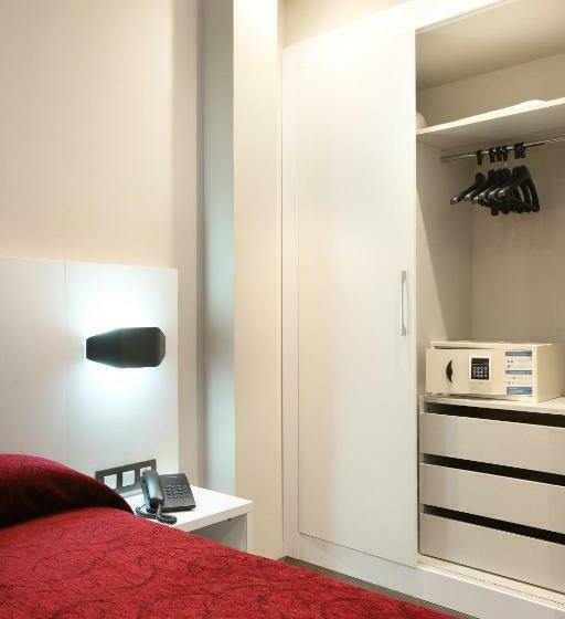 غرفة قياسية فردية مطلة على المدينة, Alameda