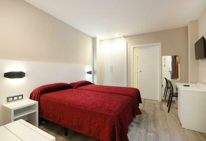 غرفة قياسية ثلاثية, Alameda