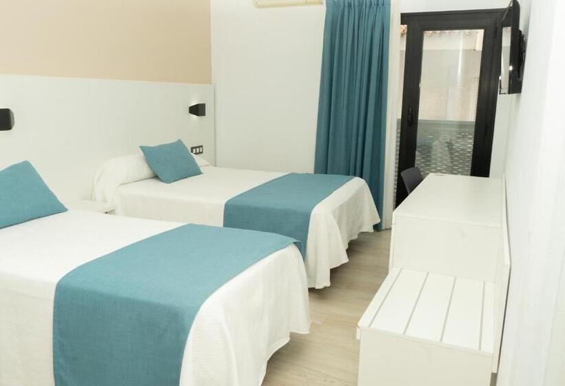 غرفة قياسية مطلة على المدينة, Alameda