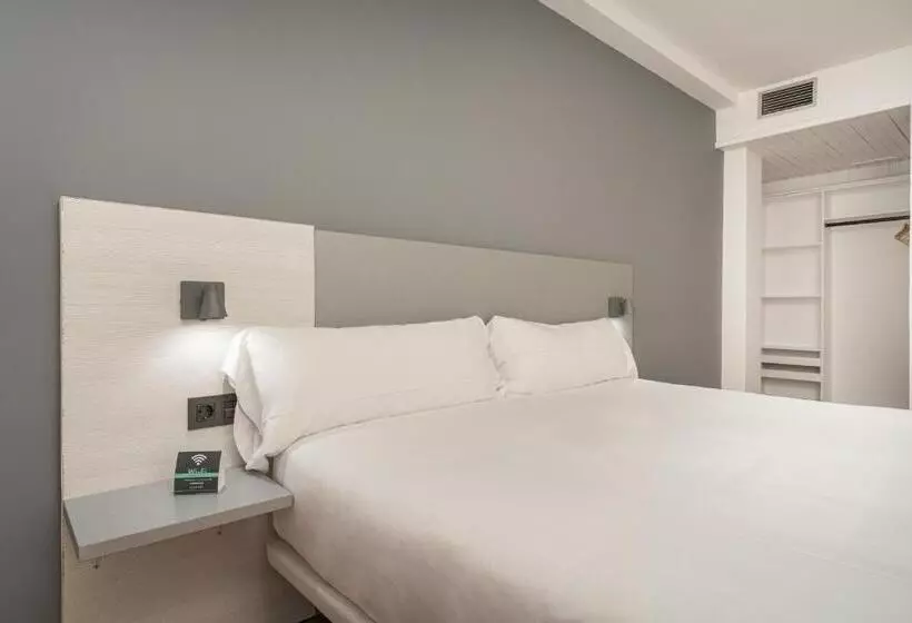 اتاق استاندارد با تخت بزرگ, Alda Centro Gijon