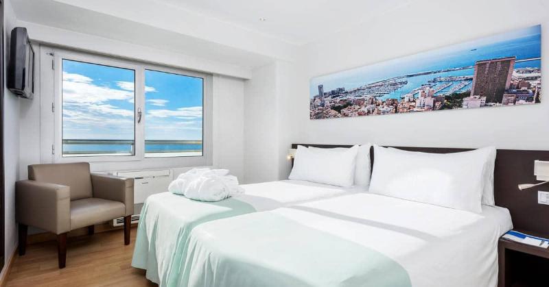 سوییت جونیور, Alicante Gran Sol Affiliated By Meliá