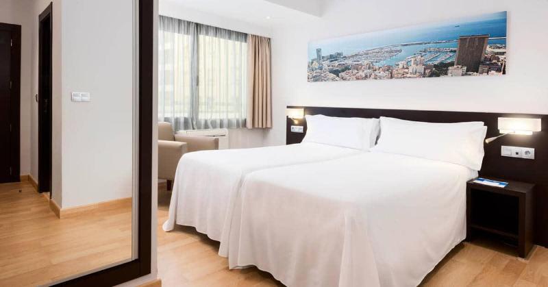 اتاق استاندارد, Alicante Gran Sol Affiliated By Meliá