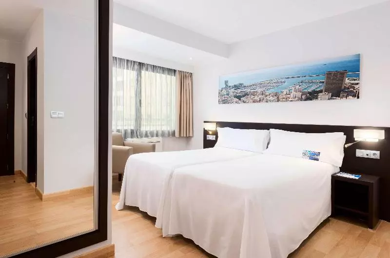 اتاق استاندارد, Alicante Gran Sol Affiliated By Meliá