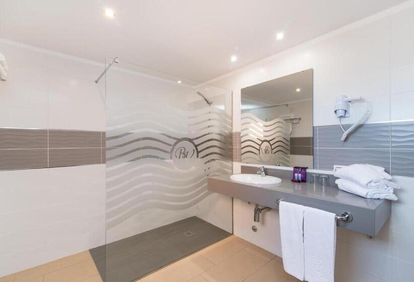 Полулюкс с Балконом, Baviera