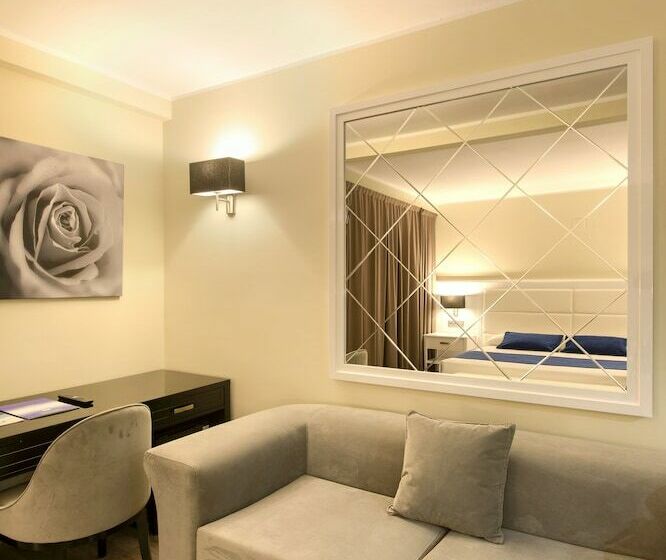 جناح, Benidorm East by Pierre & Vacances