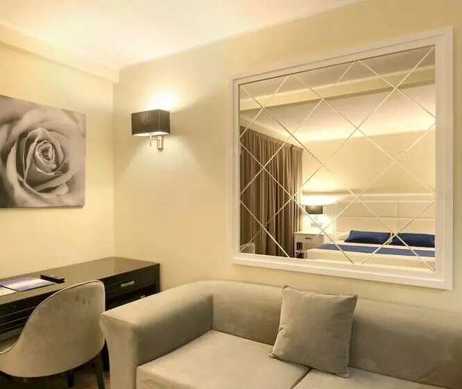 スイート, Benidorm East by Pierre & Vacances