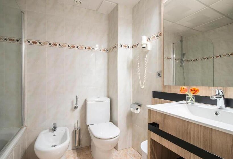 غرفة عائلية, Benidorm East by Pierre & Vacances