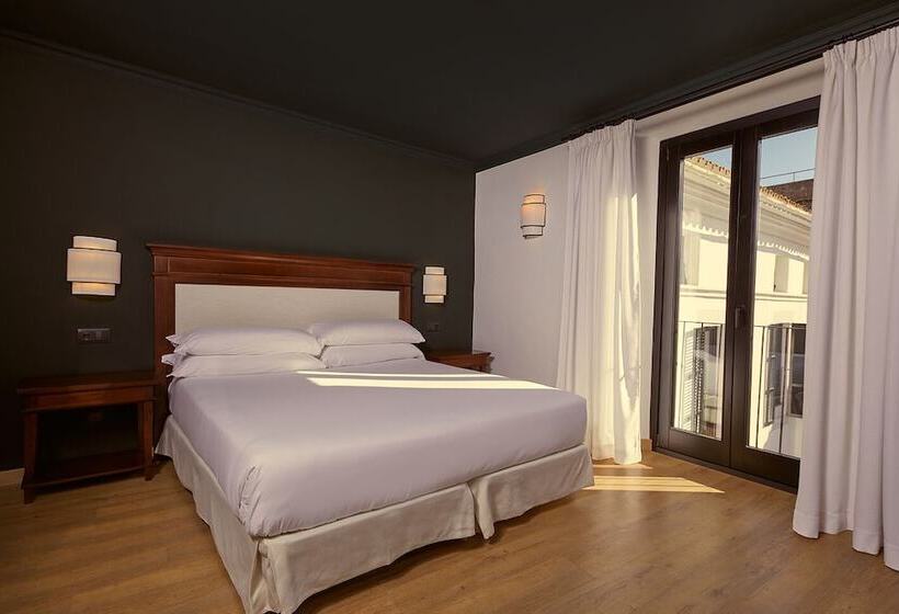 اتاق استاندارد, Born