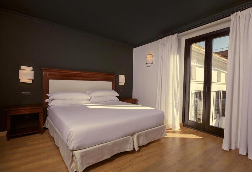 اتاق استاندارد, Born