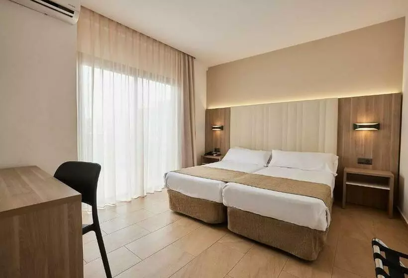 Superior-huone Kaupunkinäkymä, Bristol 4* Sup