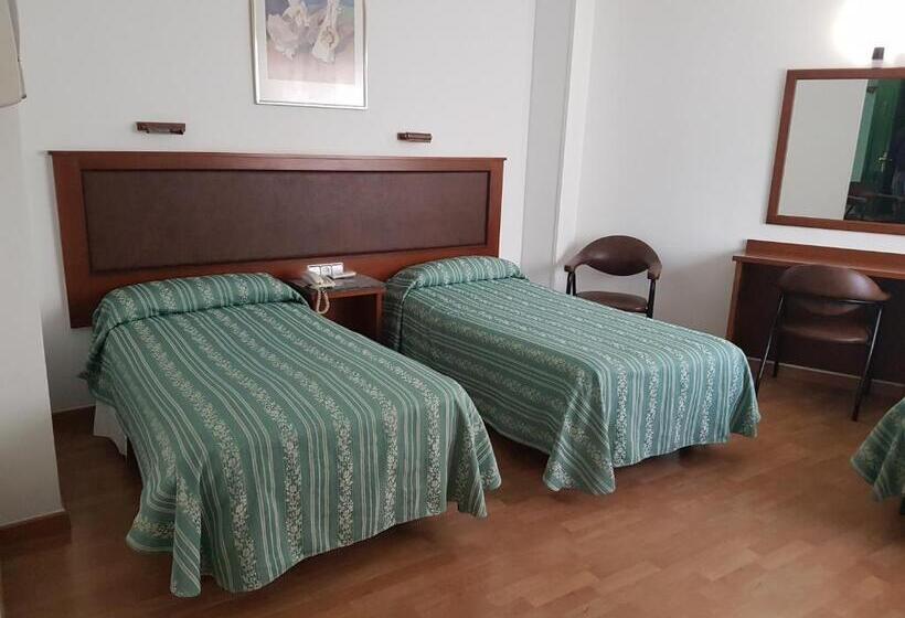 غرفة قياسية, Cardinal