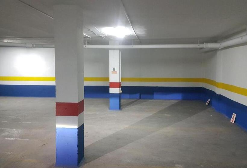 غرفة قياسية, Cardinal