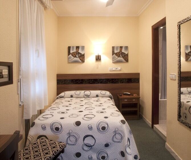 غرفة قياسية فردية, Castilla