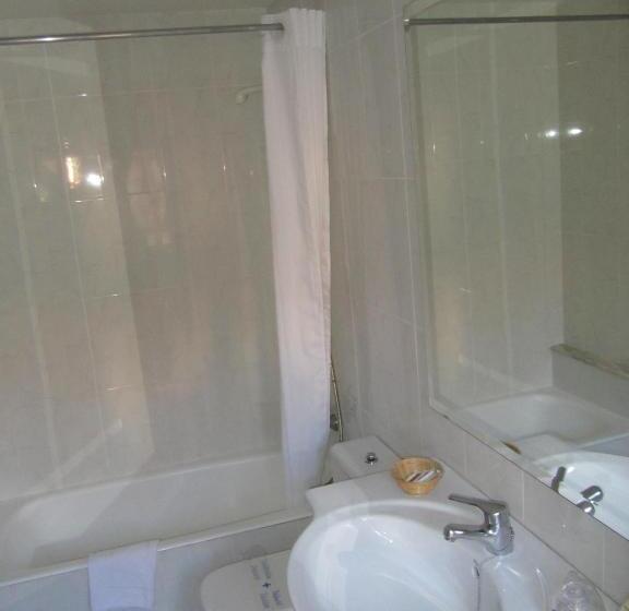 スタンダードトリプルルーム, Doña Nieves