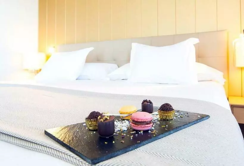 سوییت جونیور, Gpro Valparaiso Palace & Spa