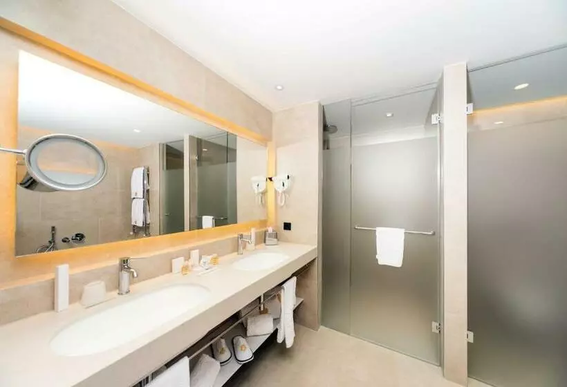 سوئیت رویال, Gpro Valparaiso Palace & Spa
