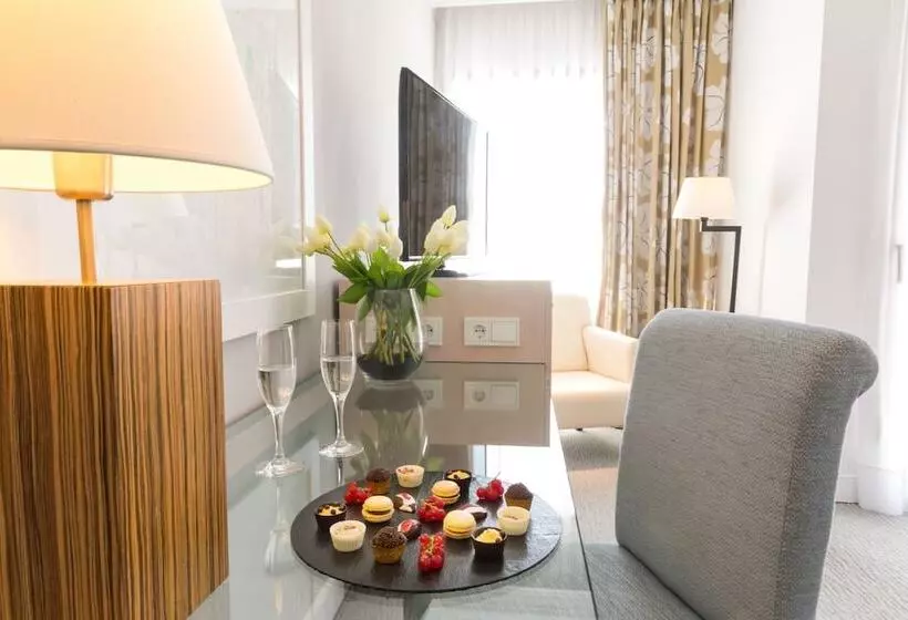 اتاق لوکس با چشم‌انداز دریا, Gpro Valparaiso Palace & Spa