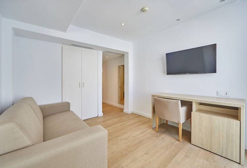 스위트, Ilusion Moreyo Adults Only