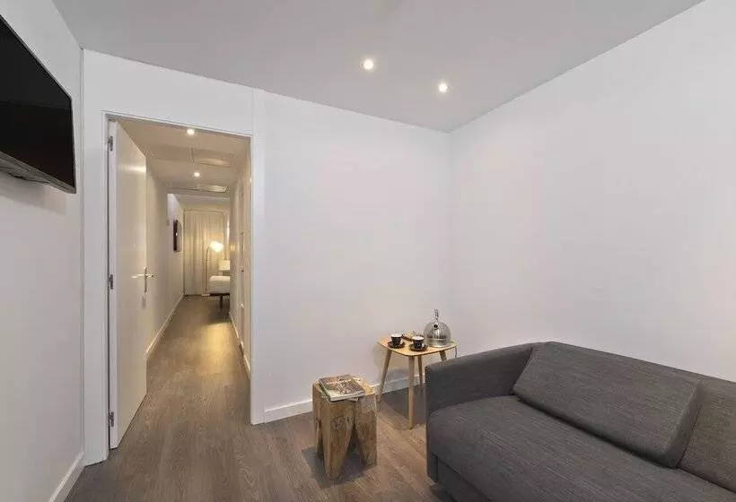 استودیوی استاندارد, Innside by Meliá Palma Center
