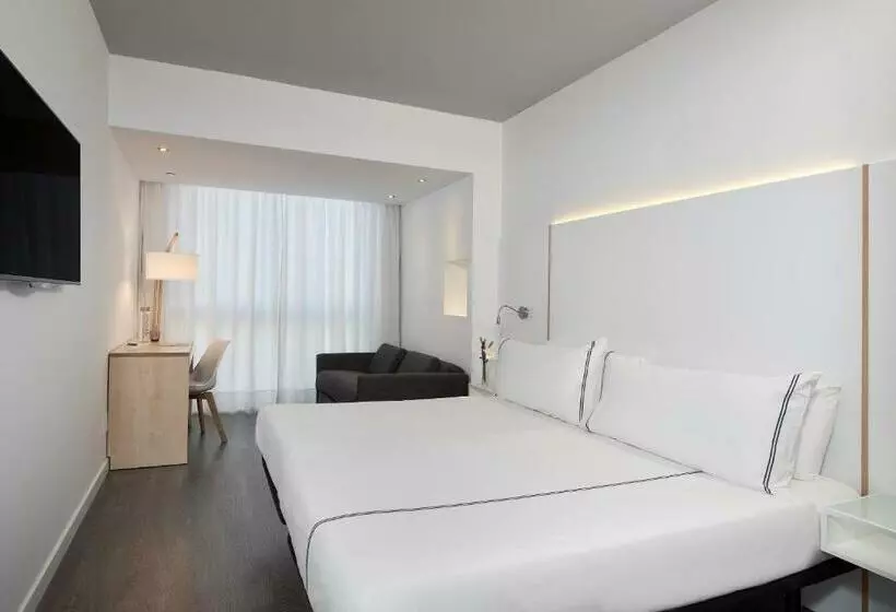 اتاق لوکس, Innside by Meliá Palma Center