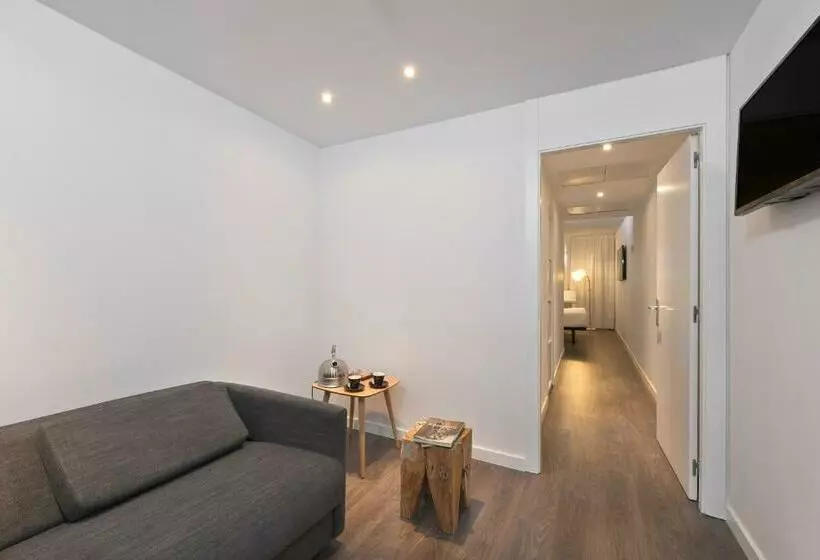 استودیوی استاندارد, Innside by Meliá Palma Center