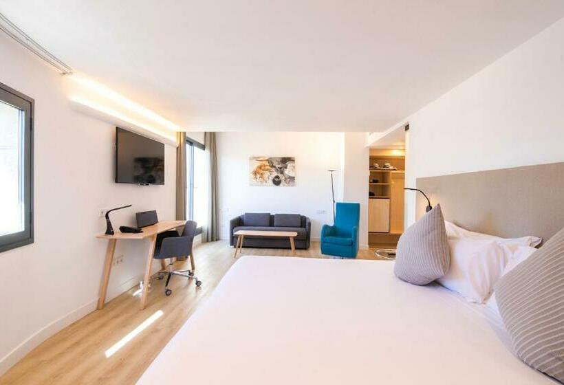 Quarto Estandar, Innside by Meliá Palma Center