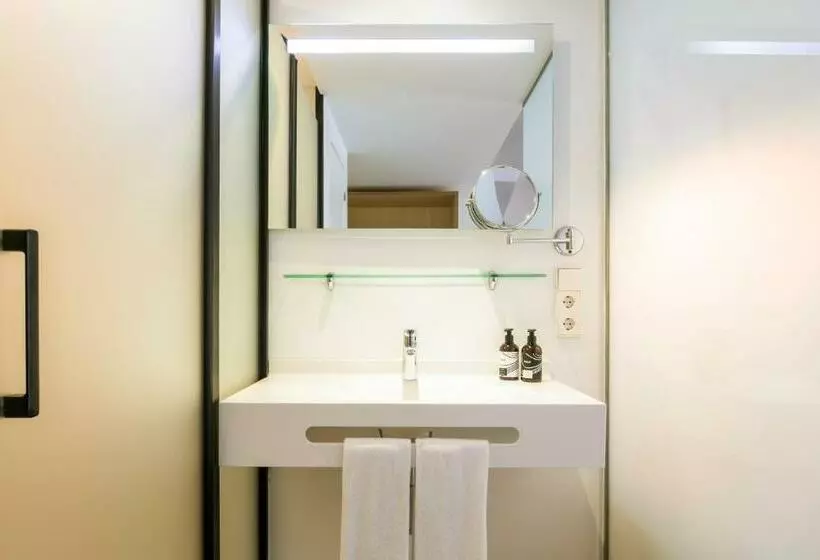 اتاق پرمیوم, Innside by Meliá Palma Center