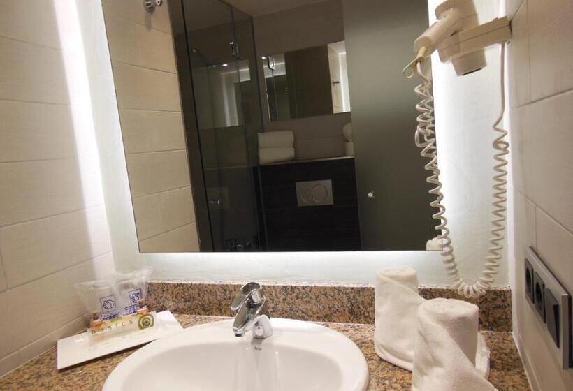 标准单人间, Isla de Cabrera