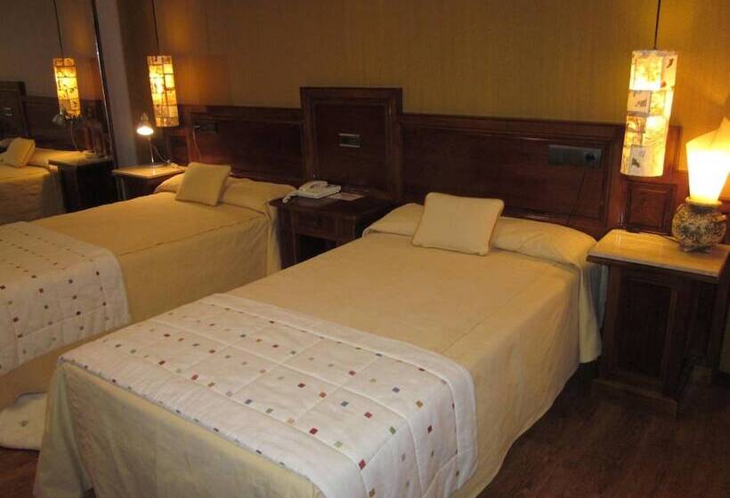 غرفة قياسية, La Rectoral