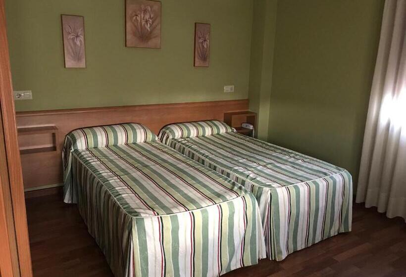 غرفة قياسية, Maruja Nozana