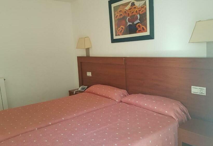 اتاق استاندارد, Mayna