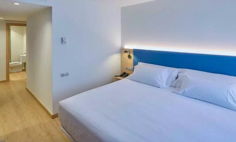 اتاق استاندارد یک نفره, Occidental Alicante