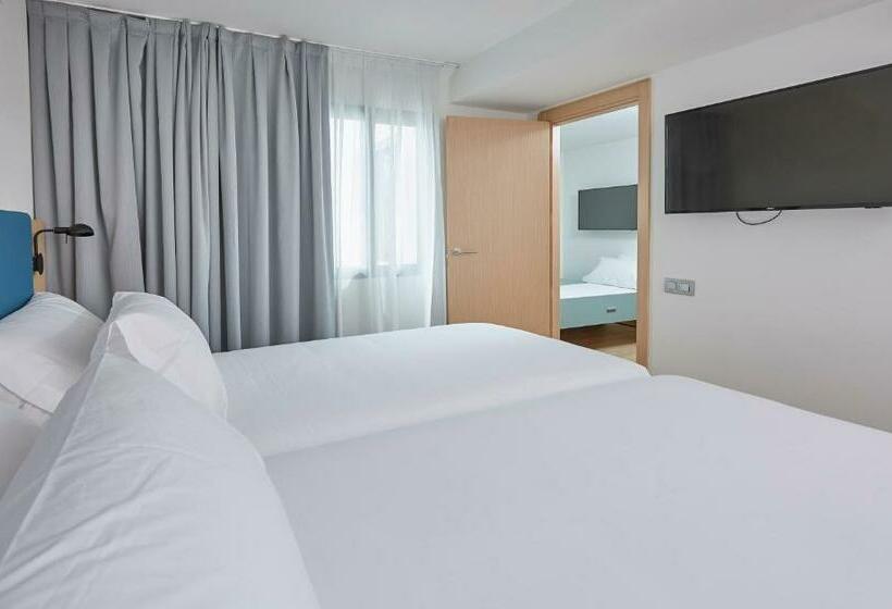 اتاق خانوادگی, Occidental Alicante