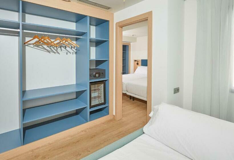 اتاق خانوادگی, Occidental Alicante