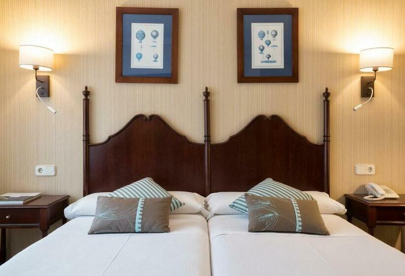 غرفة قياسية, Ribadesella Playa