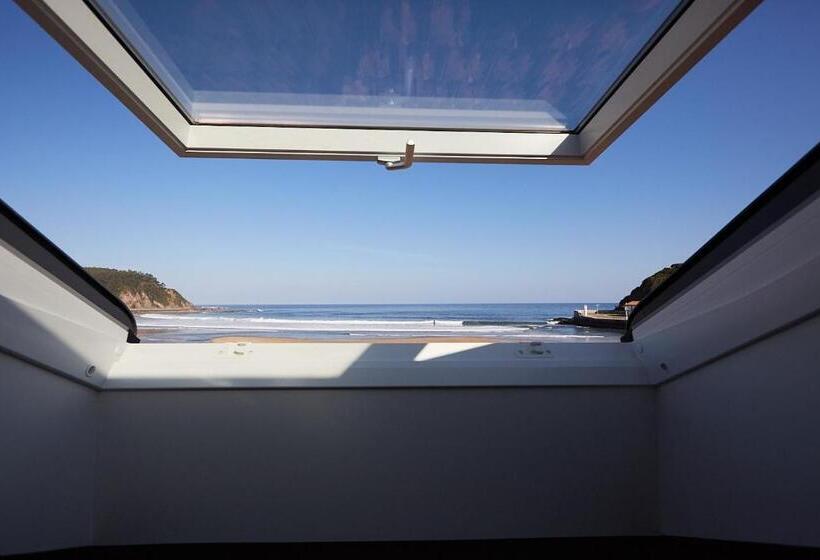 غرفة عائلية, Ribadesella Playa